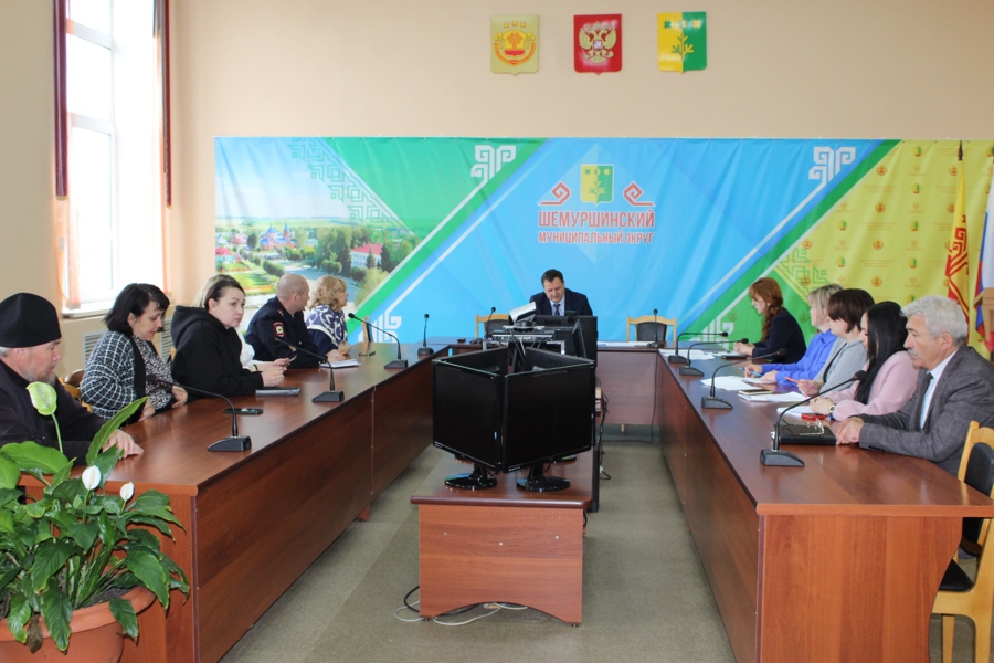 Заседание комиссии по делам несовершеннолетних и защите их прав при администрации Шемуршинского муниципального округа