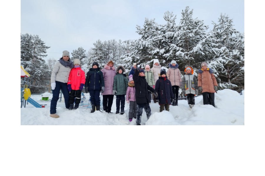 Игровая программа «Сидя в интернете – в снежки не поиграешь» в Малотаябинском СДК