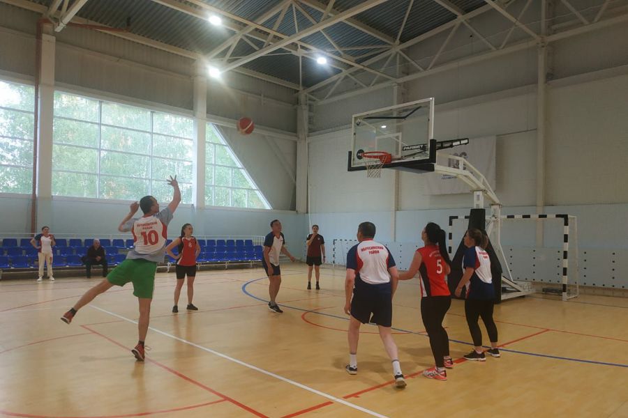 Команда администрации приняла участие в Спартакиаде ОМСУ по баскетболу