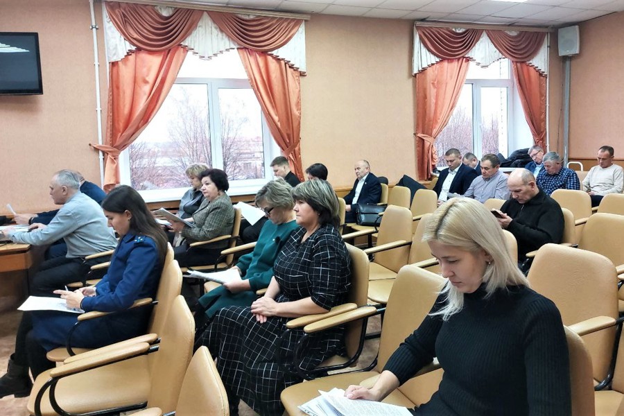 На заседании Собрания депутатов Цивильского муниципального округа обсудили актуальные вопросы