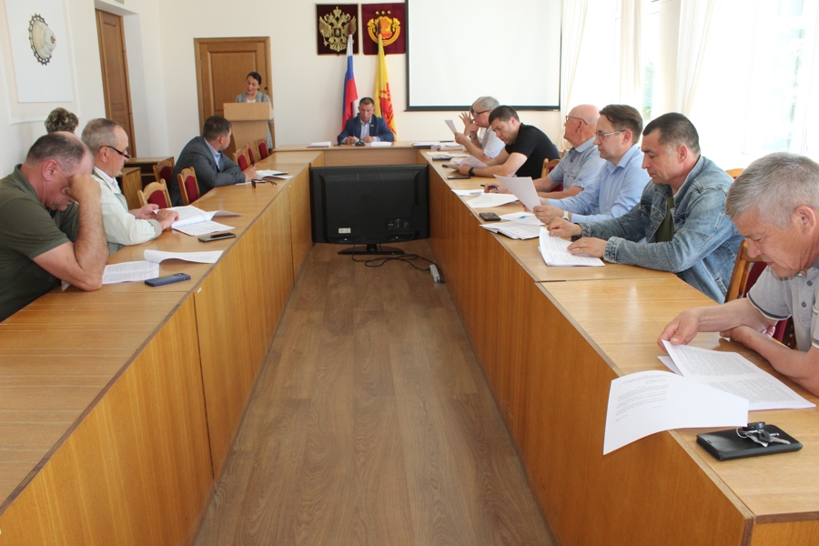 Состоялись заседания постоянных комиссий Собрания депутатов Урмарского муниципального округа