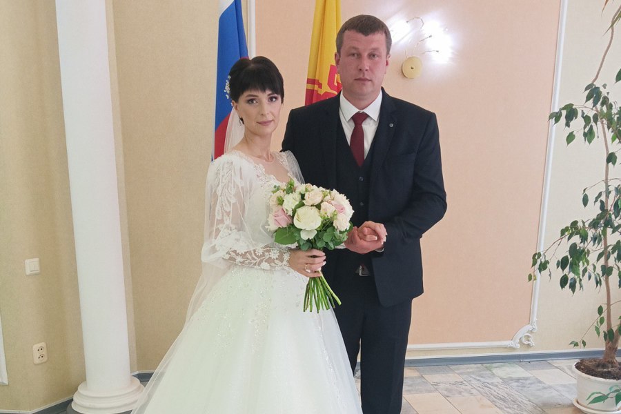 Торжественные регистрации заключения брака в преддверии Дня России