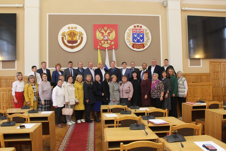 Евгений Кадышев провёл встречу Собраний депутатов г.Чебоксары и Шумерля