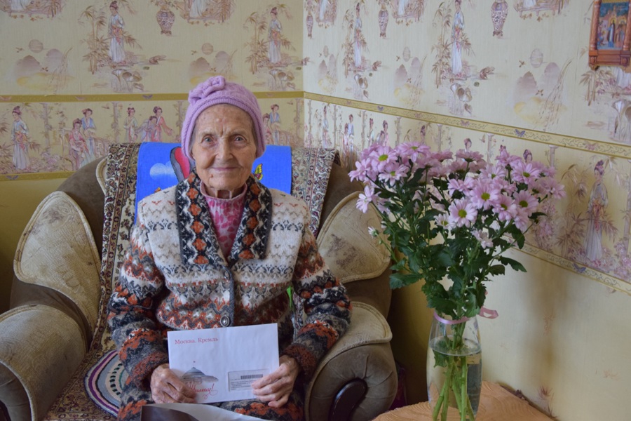 Ее призвание – спасать людей: ветерану сферы здравоохранения Валентине Ефимовне Сидоровой исполнилось 95 лет
