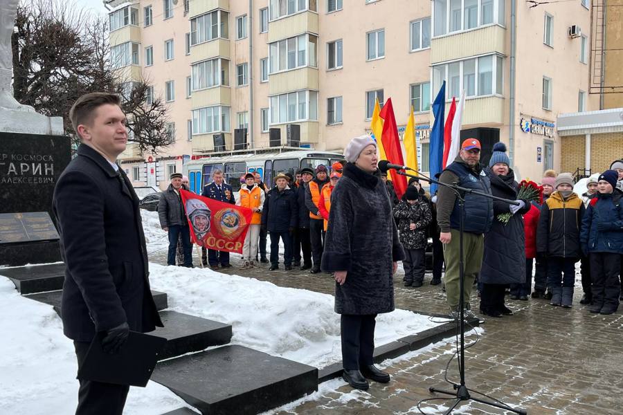 Чебоксары встретили участников автопробега «Земная орбита Юрия Гагарина. Поехали!»