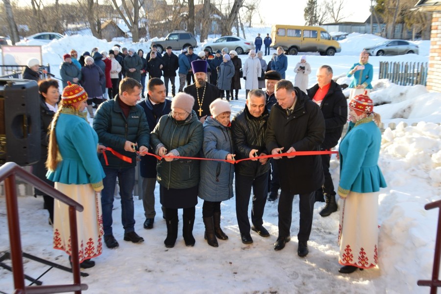 Эмир Бедертдинов принял участие в открытии нового ФАПа и врачебной амбулатории в Янтиковском округе