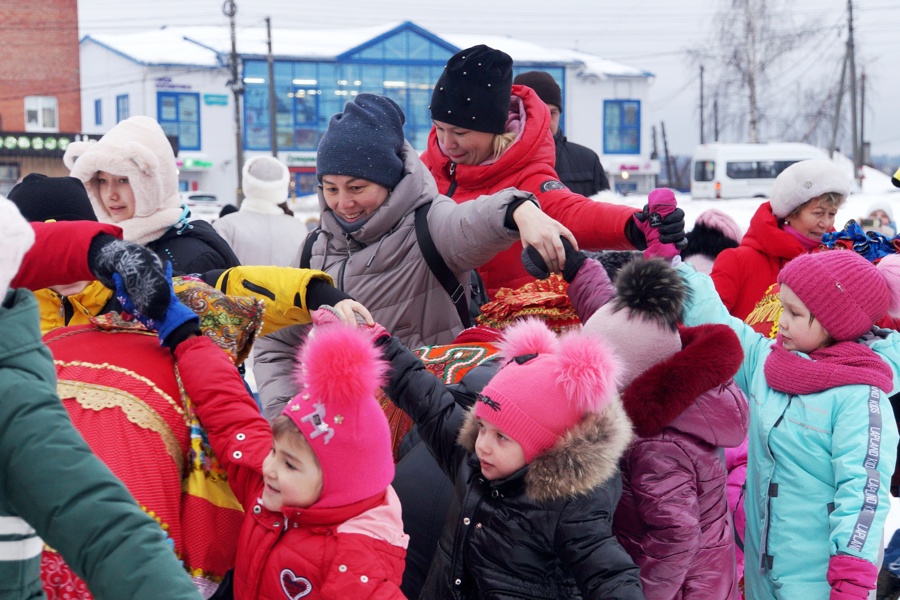 Новый год - в каждый двор! Приглашаем на дворовые праздники