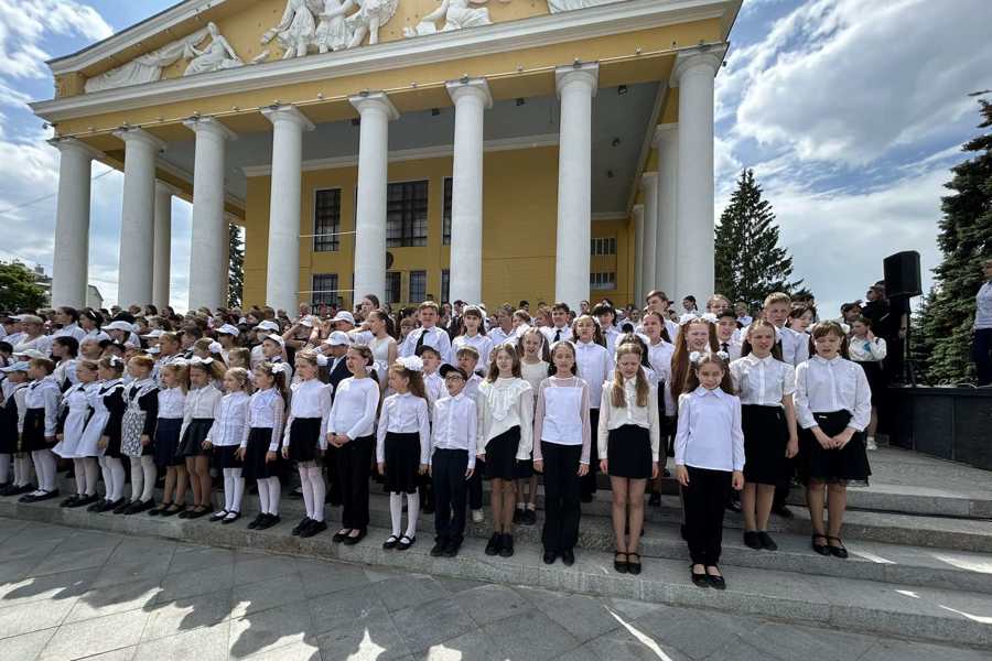 Участие хоровых коллективов Детской школы искусств в торжественном праздновании Дня Славянской письменности и культуры