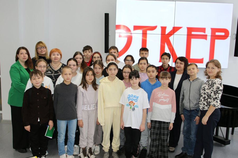 Лекция «Фортепианная школа Е.Ф. Гнесиной...» была прочитана для молодежи и будет адаптирована для педагогов