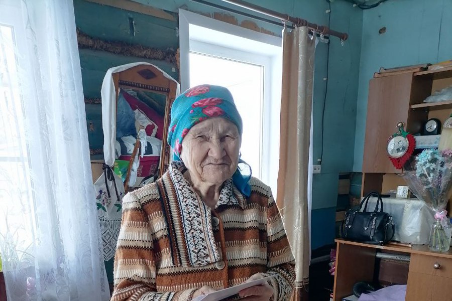 90-летний юбилей отметила жительница д. Юманай Нилова Елизавета Федоровна