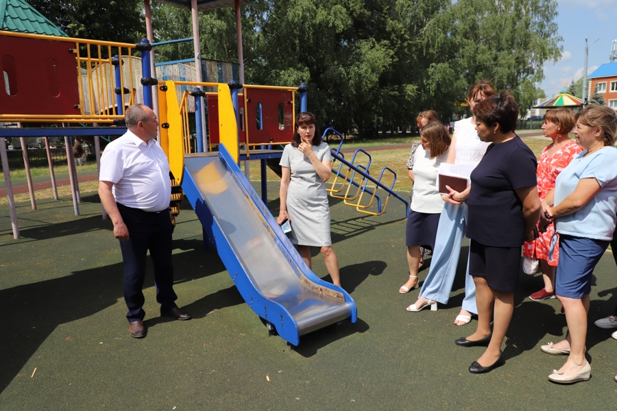 На встрече с Уполномоченным по правам ребенка в Чувашской Республике Алевтиной Федоровой обсудили безопасность детей в летний период