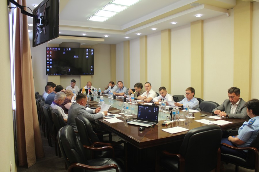 Состоялось совместное заседание постоянных комиссий Чебоксарского городского Собрания депутатов по городскому хозяйству и по вопросам градостроительства, землеустройства и развития территории города