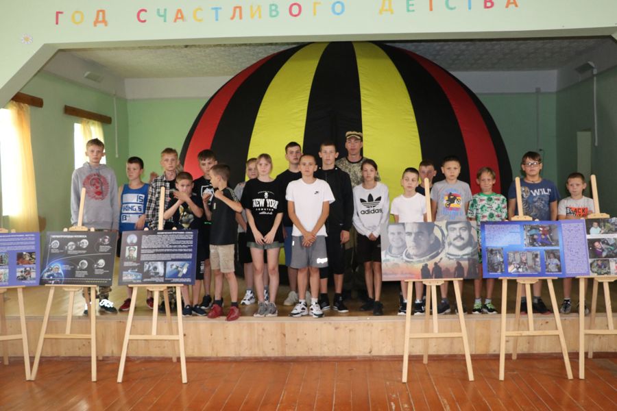 Передвижной музей космонавтики посетил детский оздоровительный лагерь «Романтика»