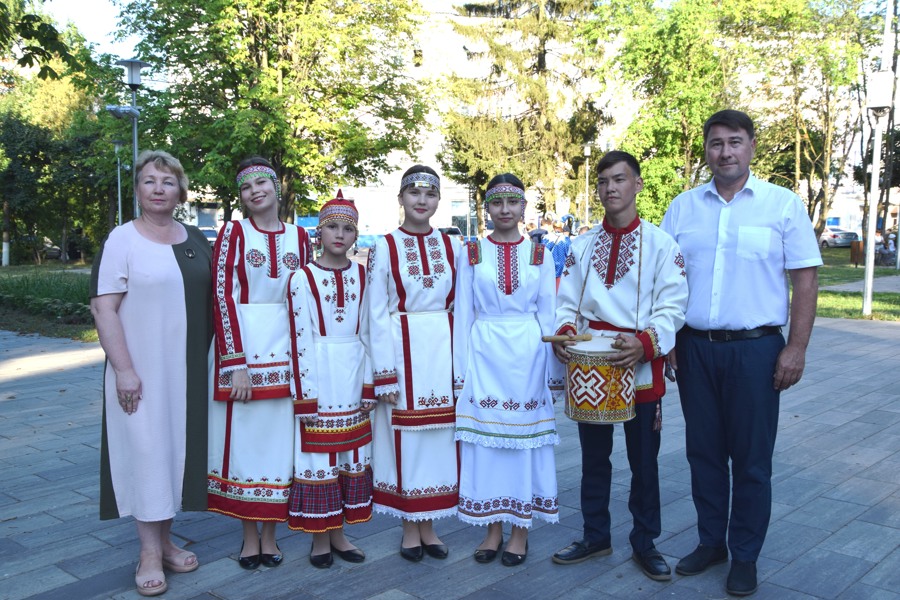 Для жителей Чапаевского поселка проведена программа «Любимый город сердцу дорог»