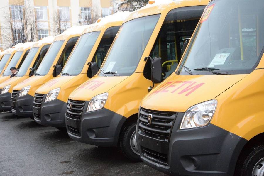 Батыревский муниципальный округ  в канун Нового года получил 5 автобусов