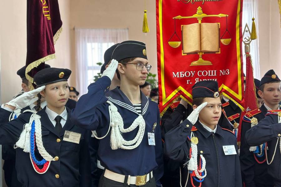 В Шумерлинском округе состоялся масштабный Республиканский фестиваль военно-патриотических клубов, кадетских классов и отделений «ЮНАРМИЯ» «Нам этот мир завещано беречь!».