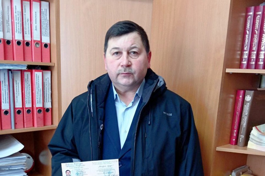 Более 800 жителей Янтиковского муниципального округа получили звание «Ветеран труда»