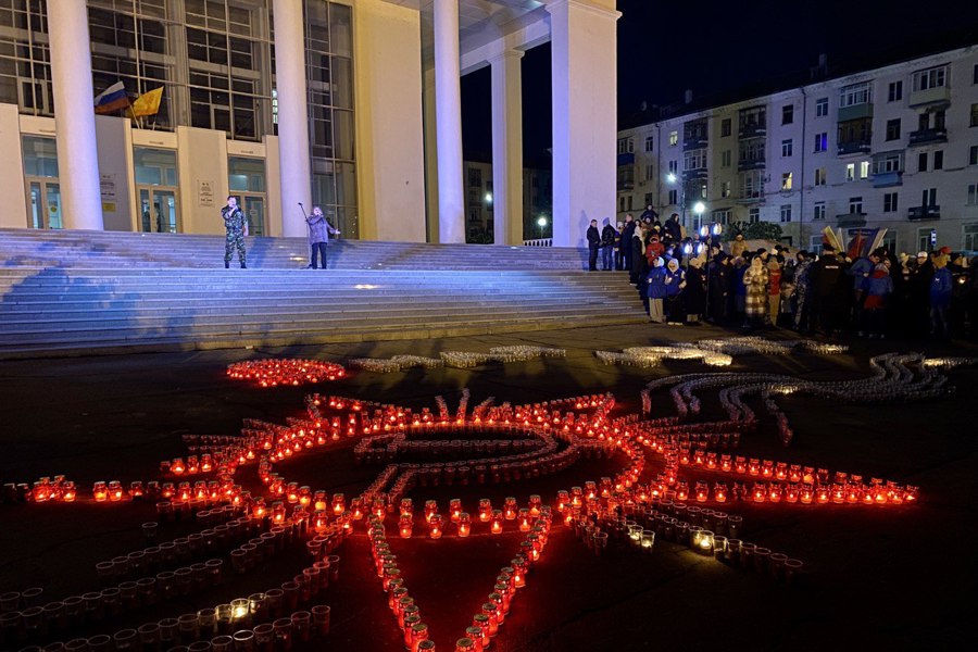 Свечи Победы зажгли в Чебоксарах