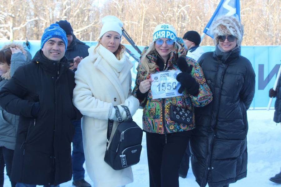 В Чебоксарах состоялась 42-ая Всероссийская массовая лыжная гонка «Лыжня России – 2024»